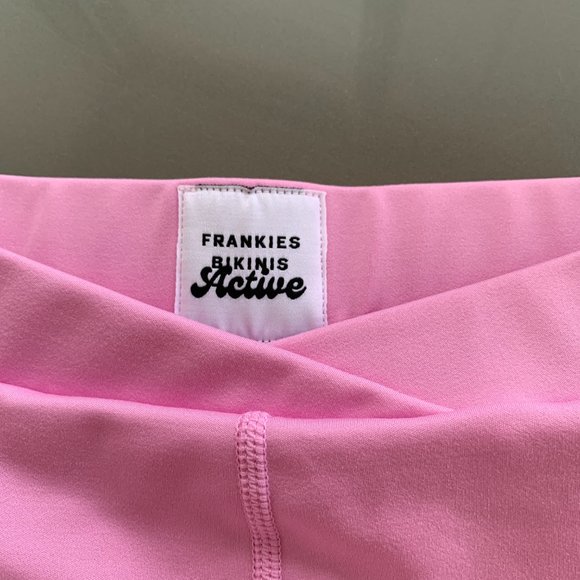 **RELISTED**BNWT FRANKIES BIKINI WINDY TENNIS MINI SKIRT PINK SZ XS - Picture 6 of 12